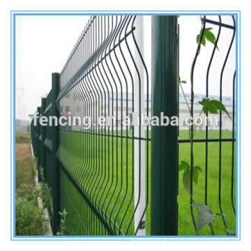 2016 Hot sale PVC/ Galvanization High Quality 3D Curved Wire Mesh Fence